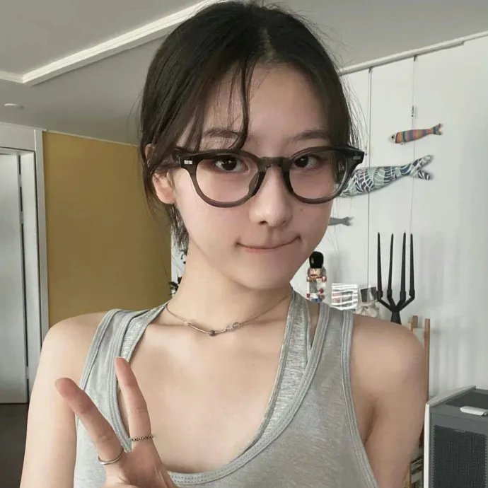 怪兽与女孩